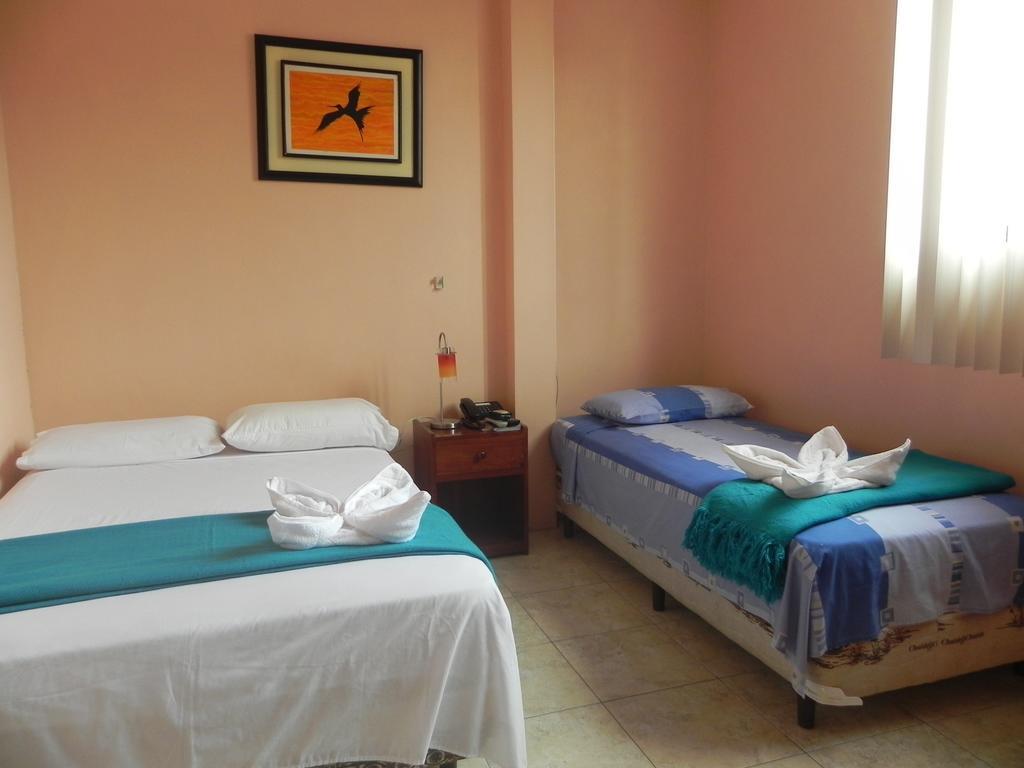 Hostal La Posada De Jose Carlos Puerto Baquerizo Moreno Ruang foto